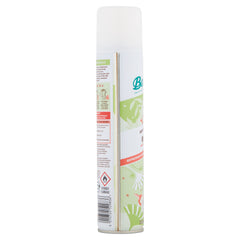 Textura revitalizada con Batiste Champú en Seco Bare para volumen.