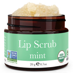 Beauty by Earth exfoliante labial menta en bote para labios suaves.