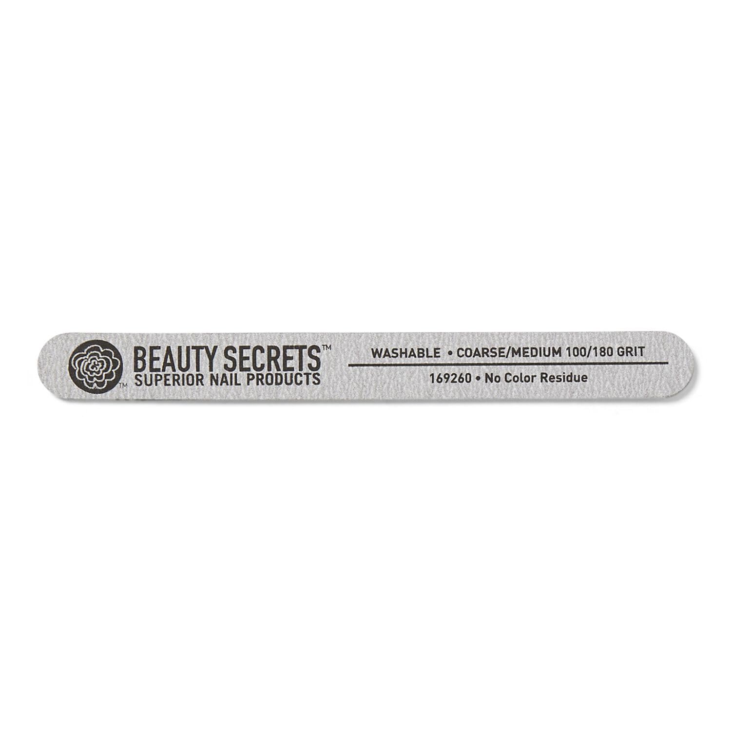 BEAUTY SECRETS: paquete compacto con todo para manicura en casa.