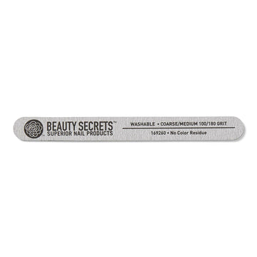 BEAUTY SECRETS: paquete compacto con todo para manicura en casa.