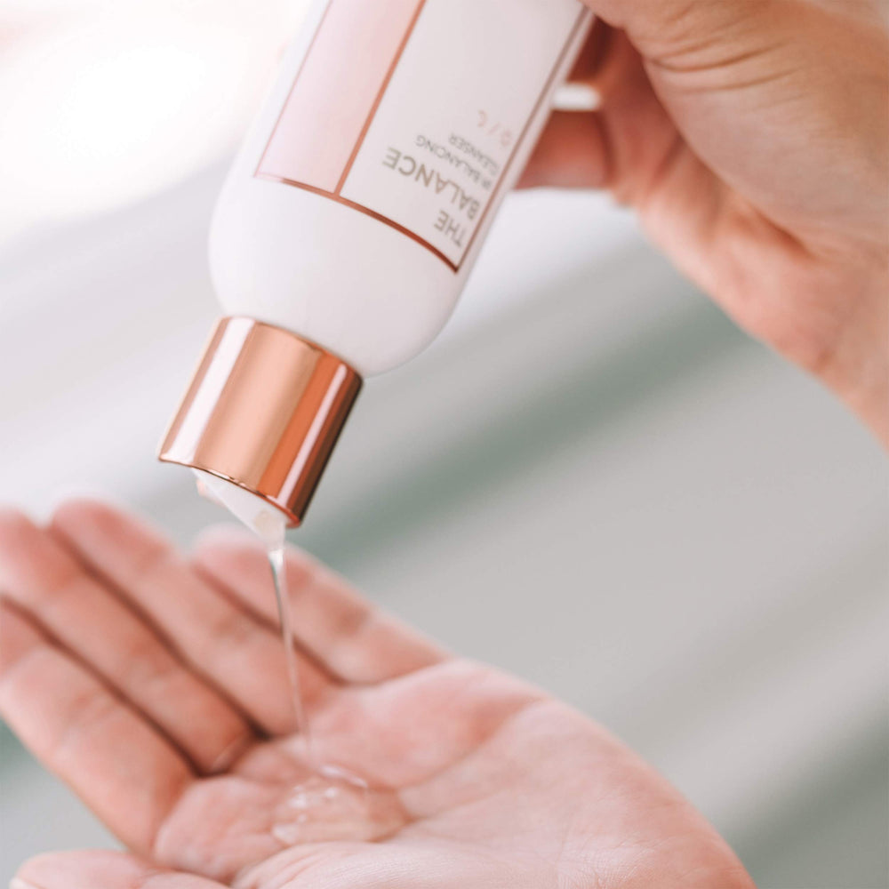 BeautyBio Balance textura gel suave para limpieza diaria sin resecar.