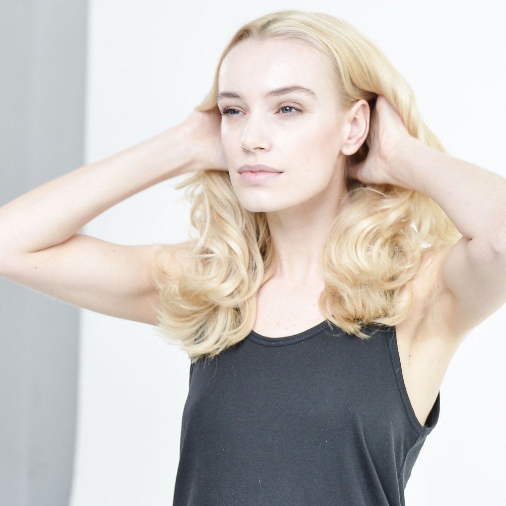 Bed Head Rock N Roller: diseño sin pinza para rizos sin marcas ni pliegues.