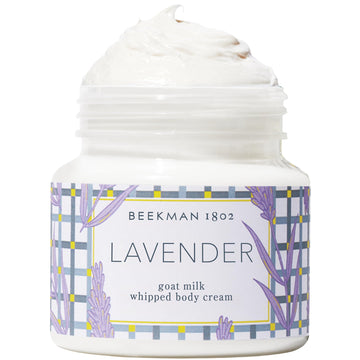 Beekman 1802 Crema Corporal Whipped: tarro mostrando hidratación diaria.