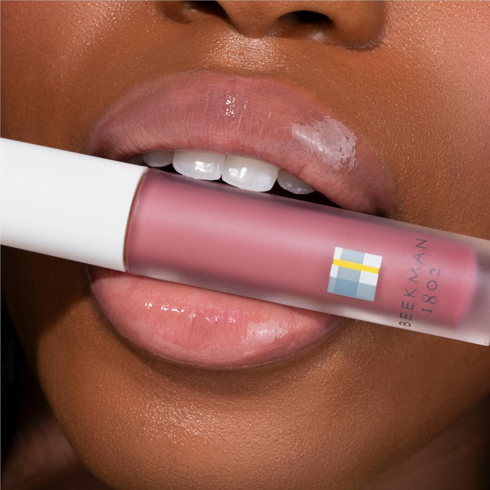 Enfoque clínicamente amable de Beekman 1802 en Oh Mega Milk Lip Oil