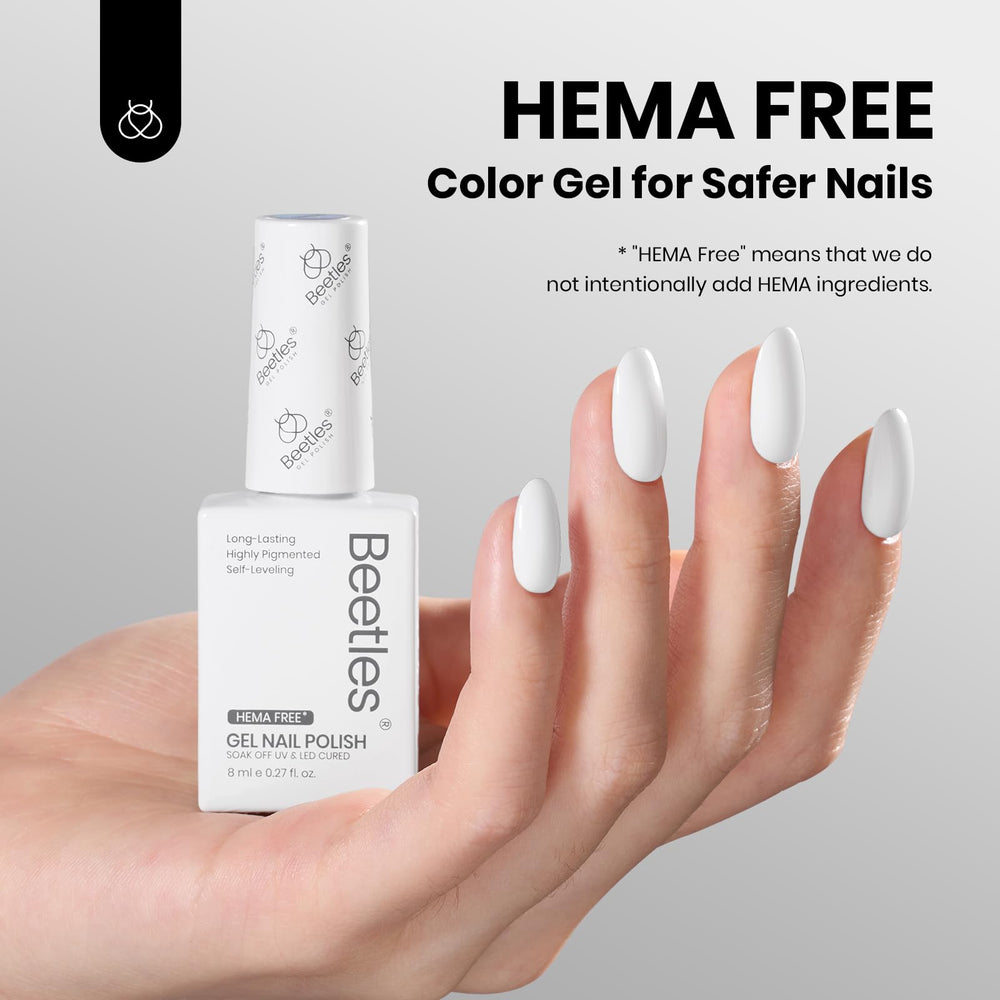 Beetles esmalte de gel blanco: muestra en uña para acabado limpio y radiante.