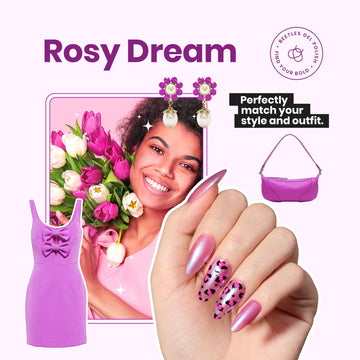 Uñas rosadas perladas lucen con brillo deslumbrante.