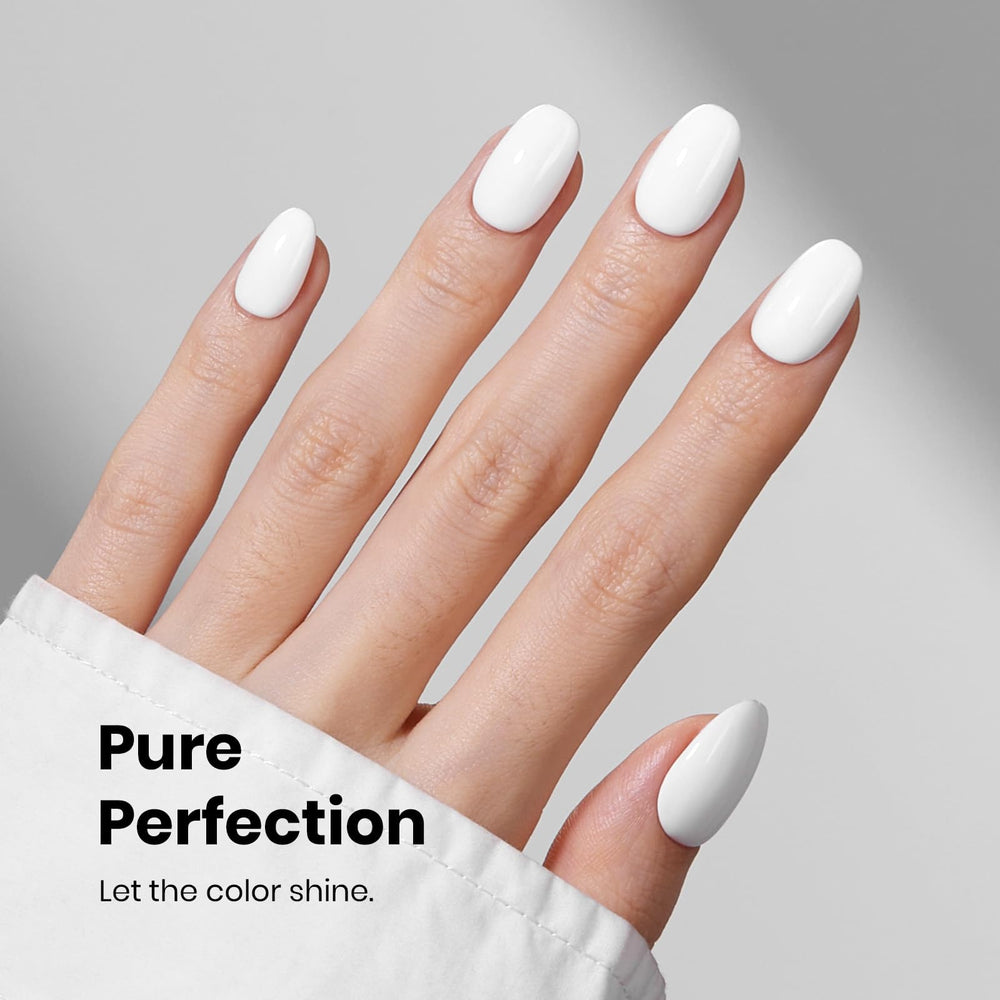 Curado con lámpara LED para fijar el color de Beetles Gel Polish blanco.
