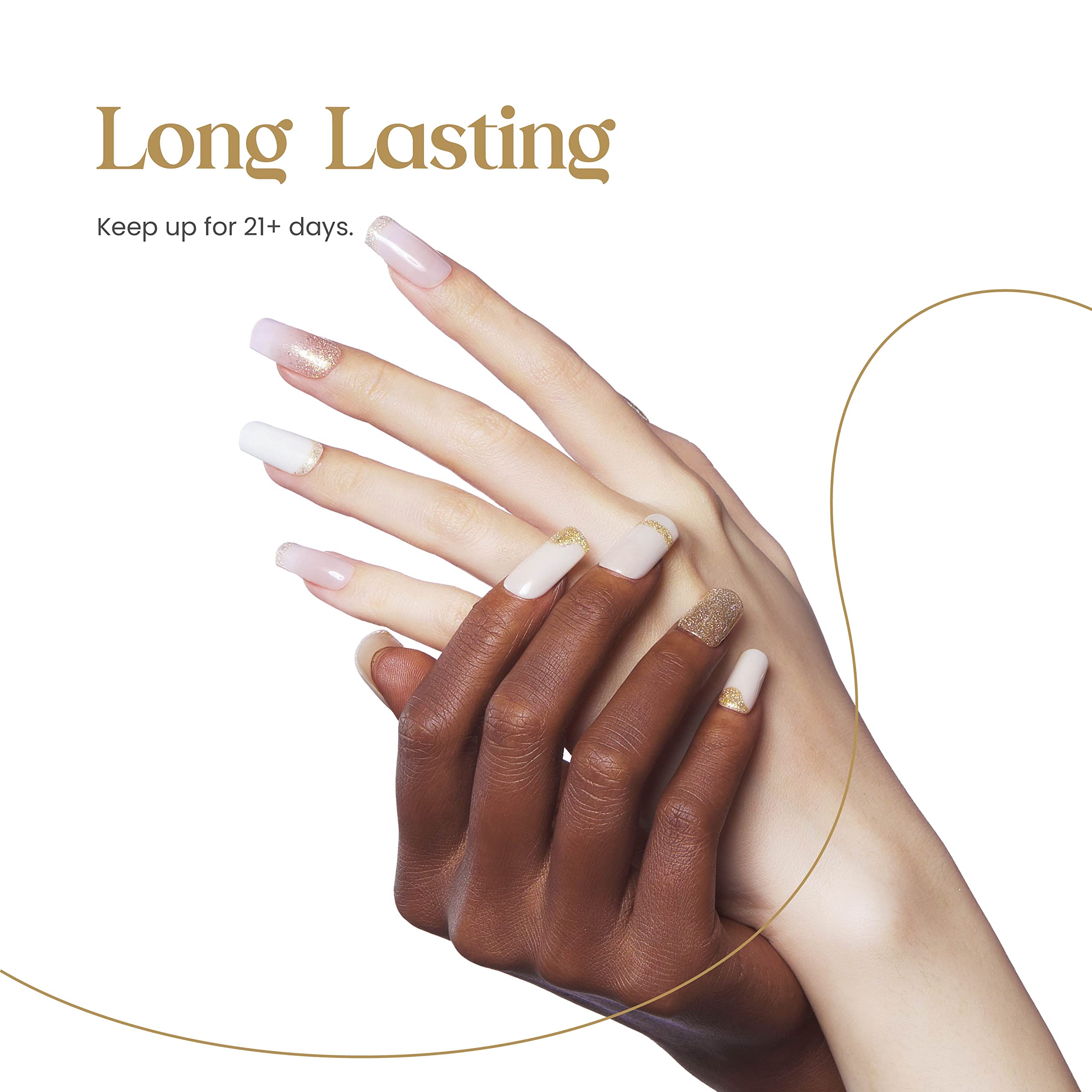 Beetles Gold Gel Polish muestra textura glitter reflectante en esmalte.