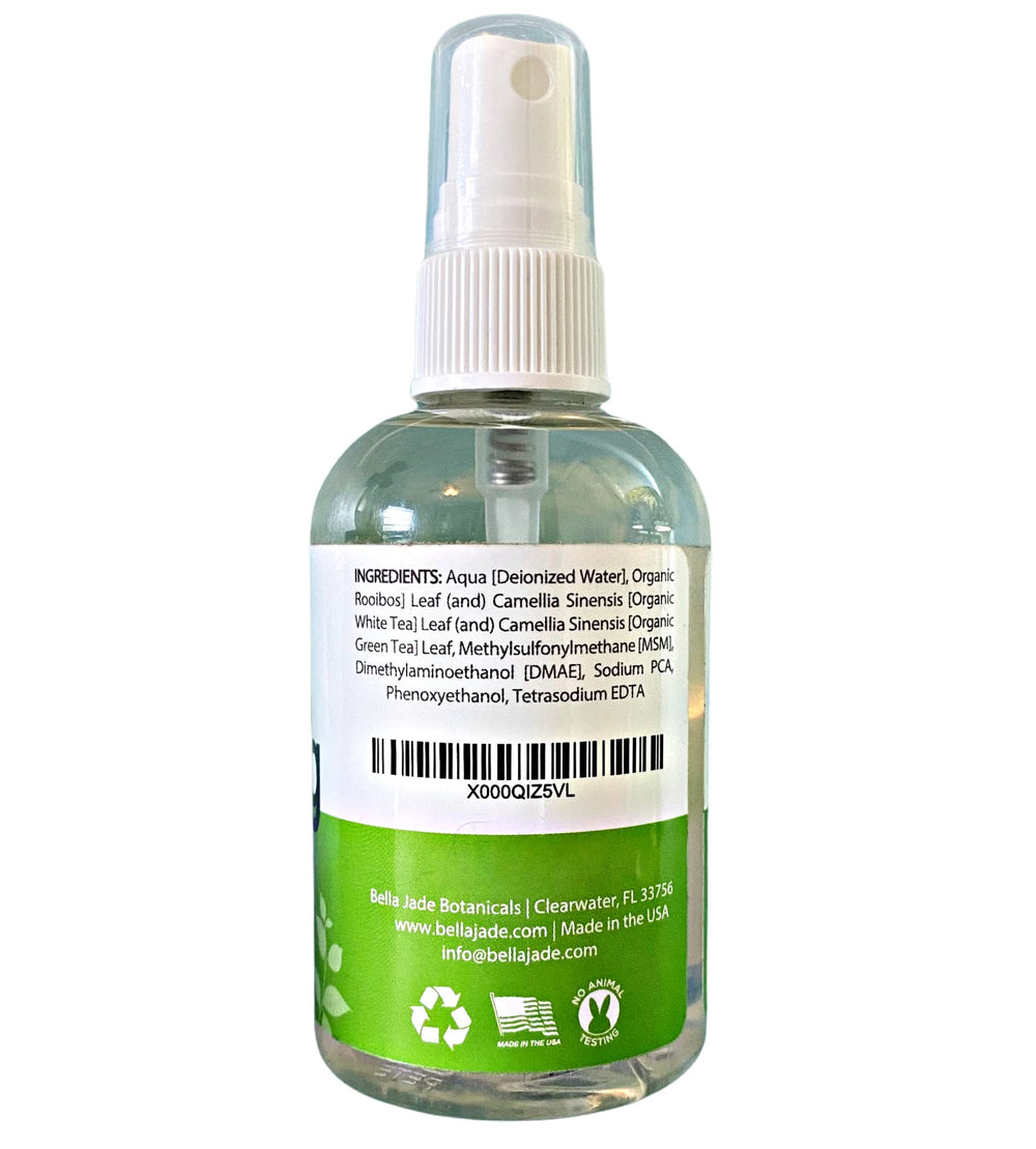Bella Jade: aroma suave que acompaña el maquillaje sin irritar.