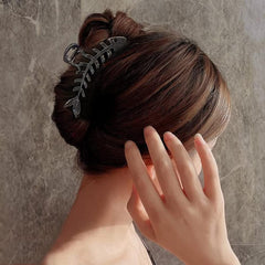 BELSITA pinza de cabello hueso de pez dorado, ideal para looks elegantes.