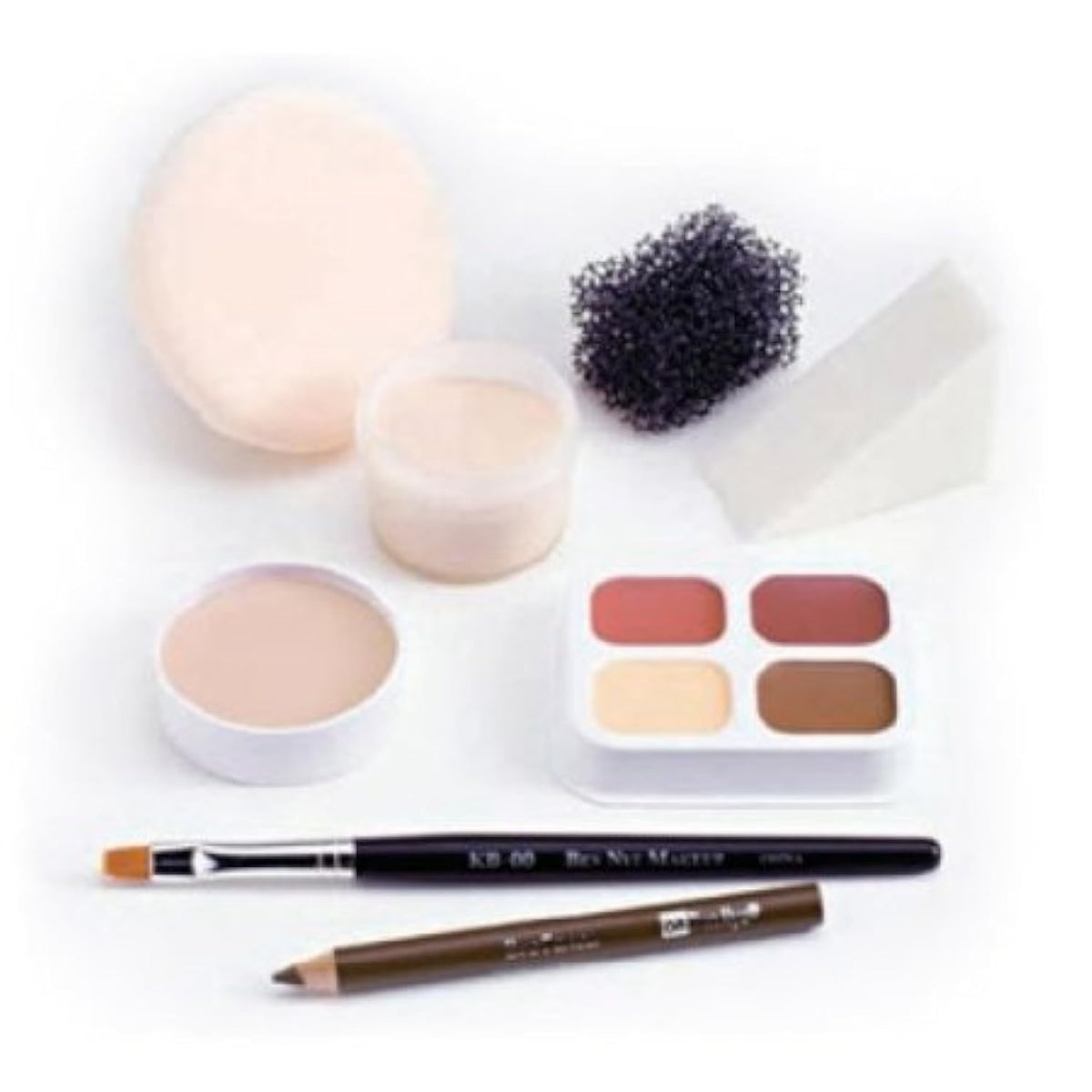 Kit crème théâtrale Ben Nye, palette clair, teinte uniforme adaptée au théâtre.