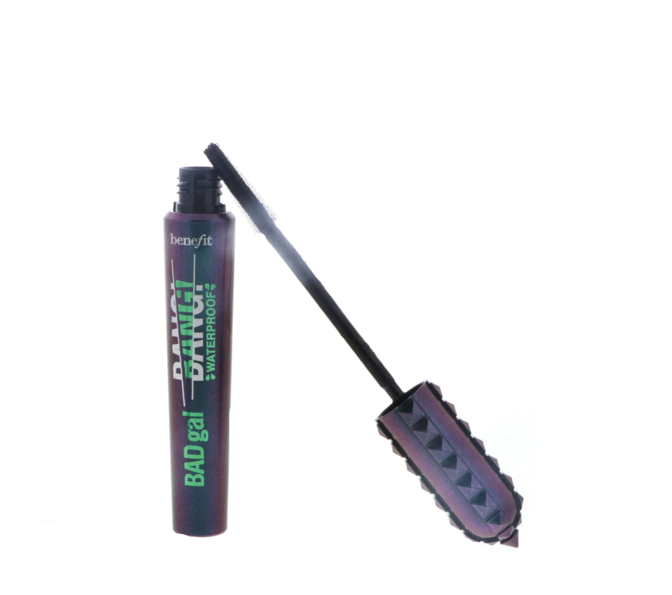 Benefit BadGal Bang! Mascara – aplicador llega a raíz y puntas para mayor volumen