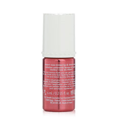Prueba de Benefit Benetint Floratint en la mejilla con tono rosa desierto