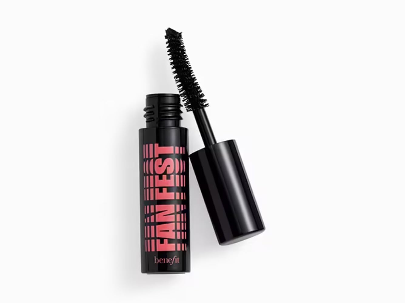 Benefit Fan Fest Mascara con cepillo Full-Flex eleva y define pestañas.