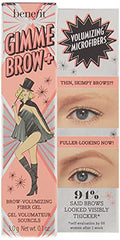 Benefit Gimme Brow+ ofrece volumen suave y definición de cejas.