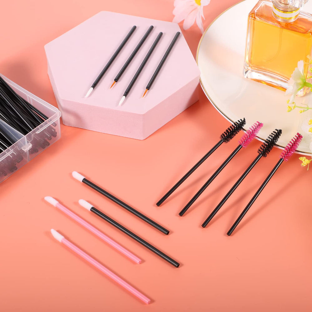 BESARME: aplicadores labios con diseño oblicuo para precisión