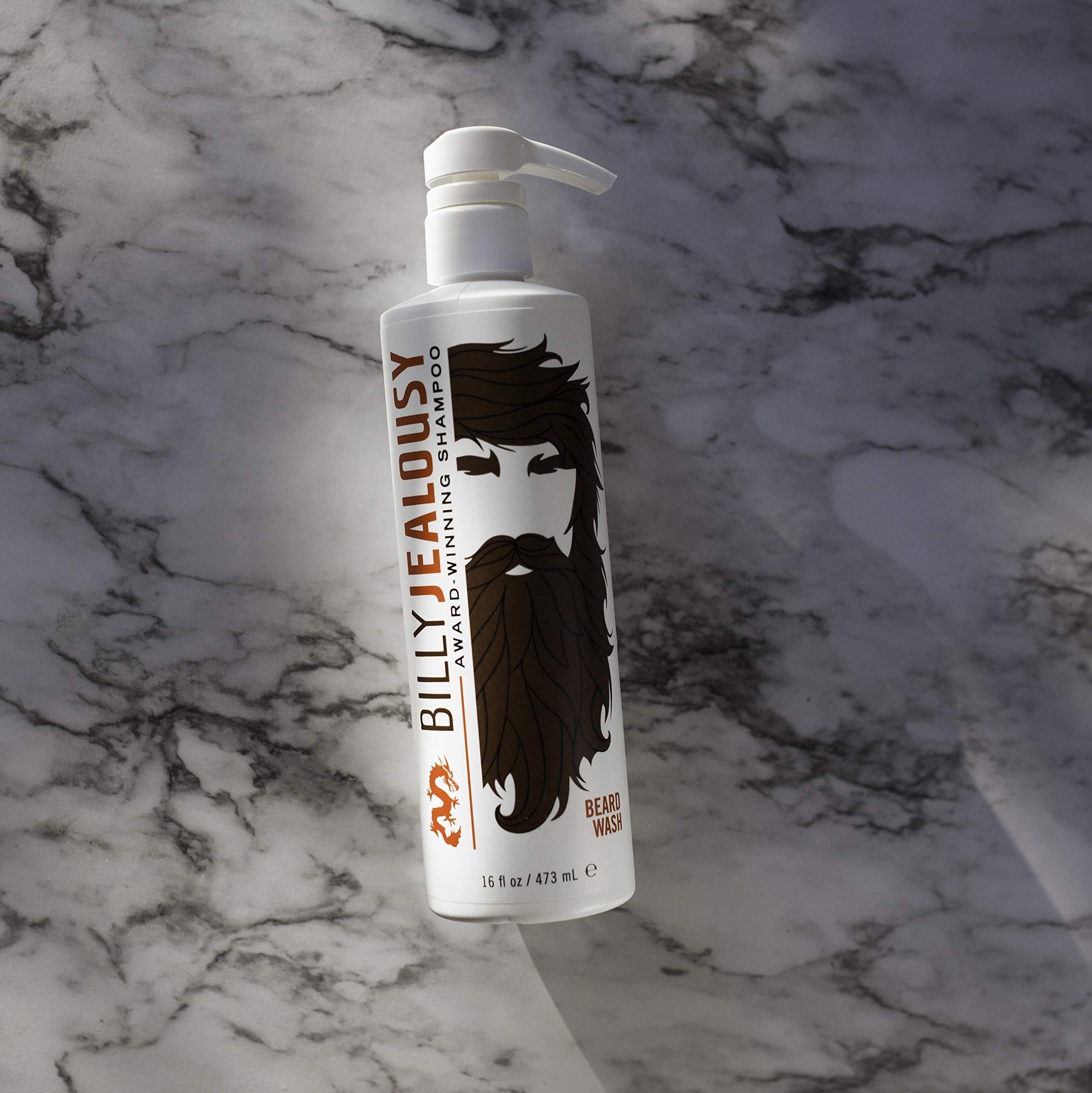 Parfum boisé et frais du Billy Jealousy Beard Wash.