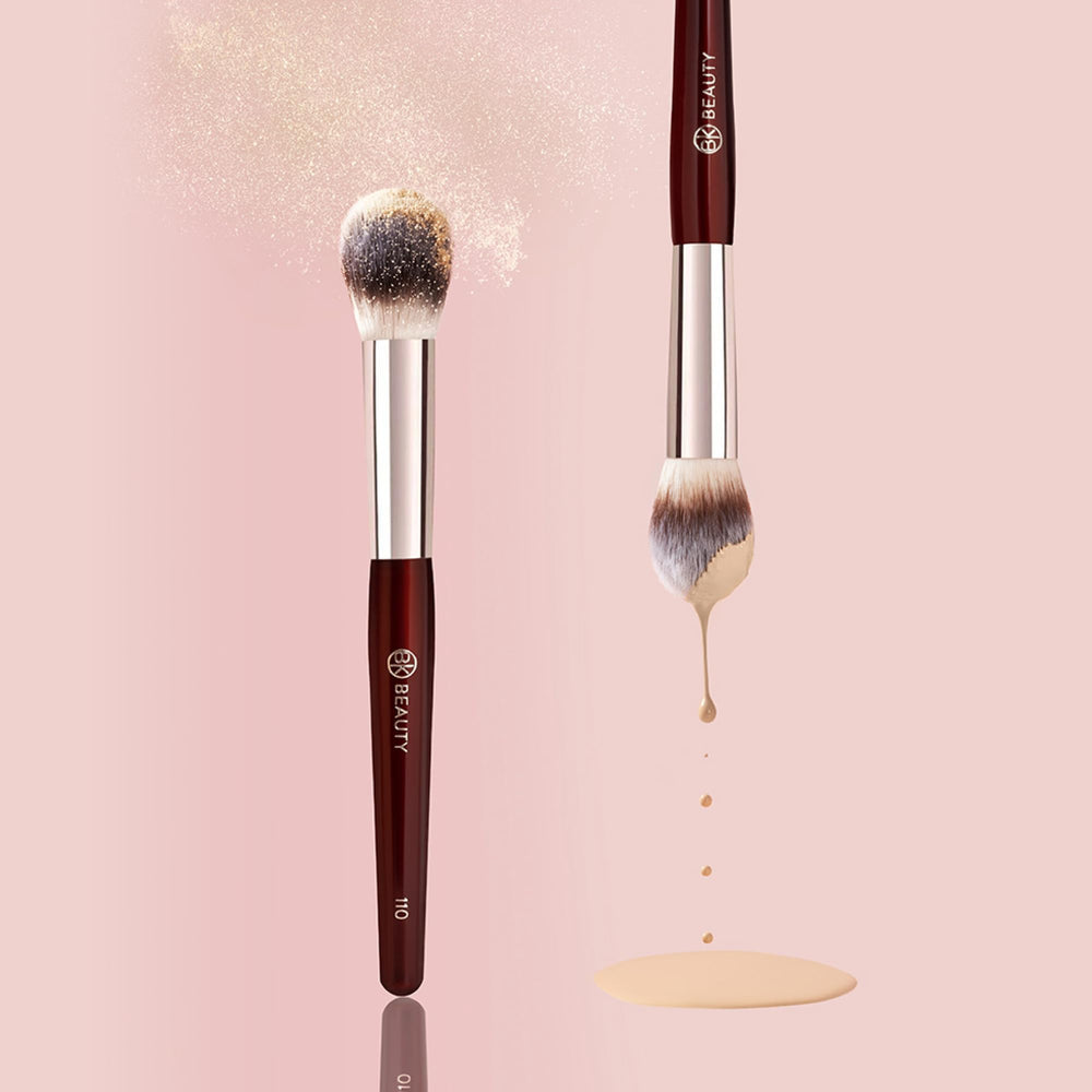 BK BEAUTY 110 grand, pinceau poudre fixatrice, pression légère et tenue durable.
