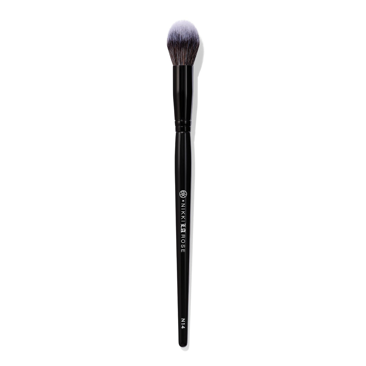 BK BEAUTY Nikki La Rose N14 pinceau precis sous les yeux pour une application fluide
