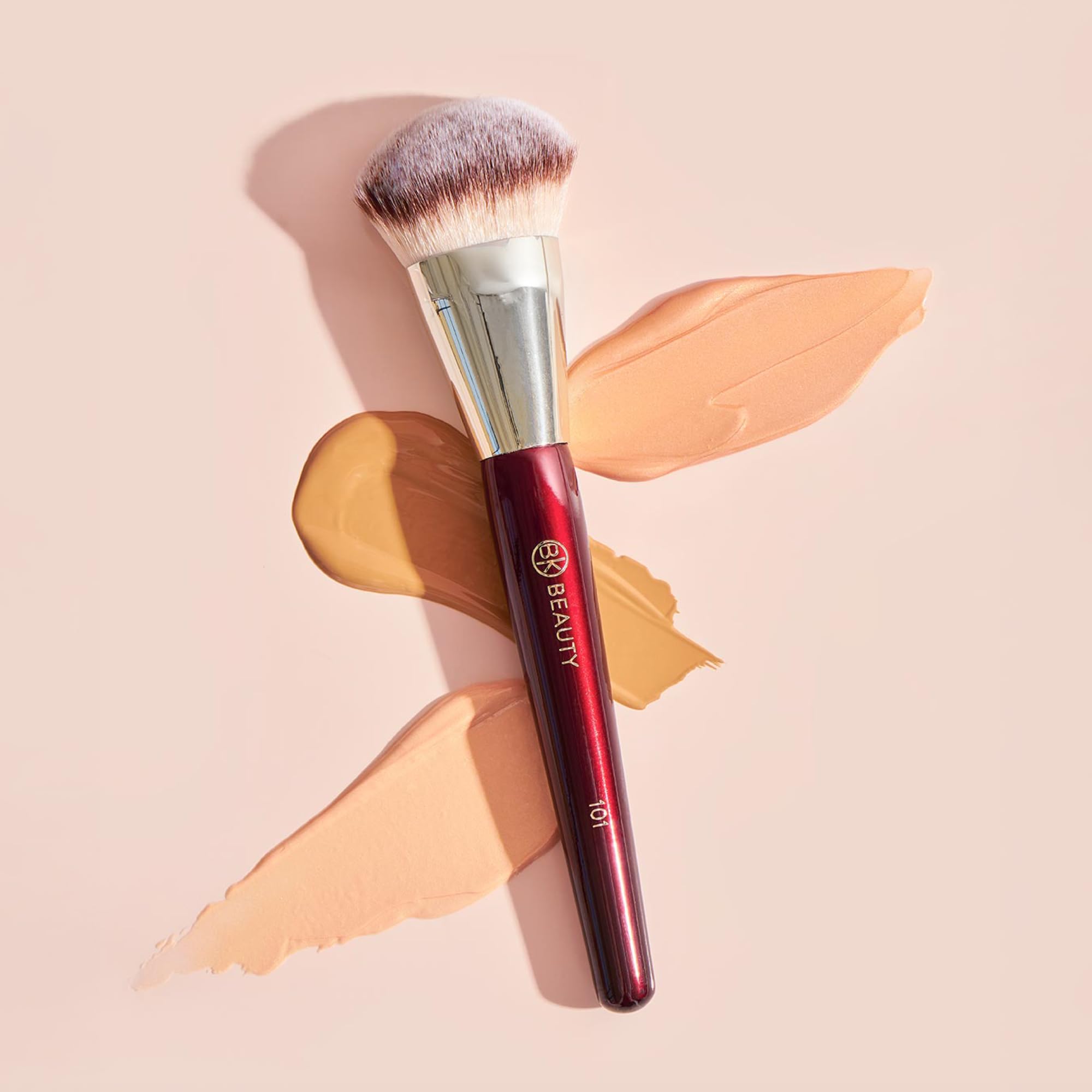 Pincel BK Beauty uso para líquidos y cremas, fácil limpieza