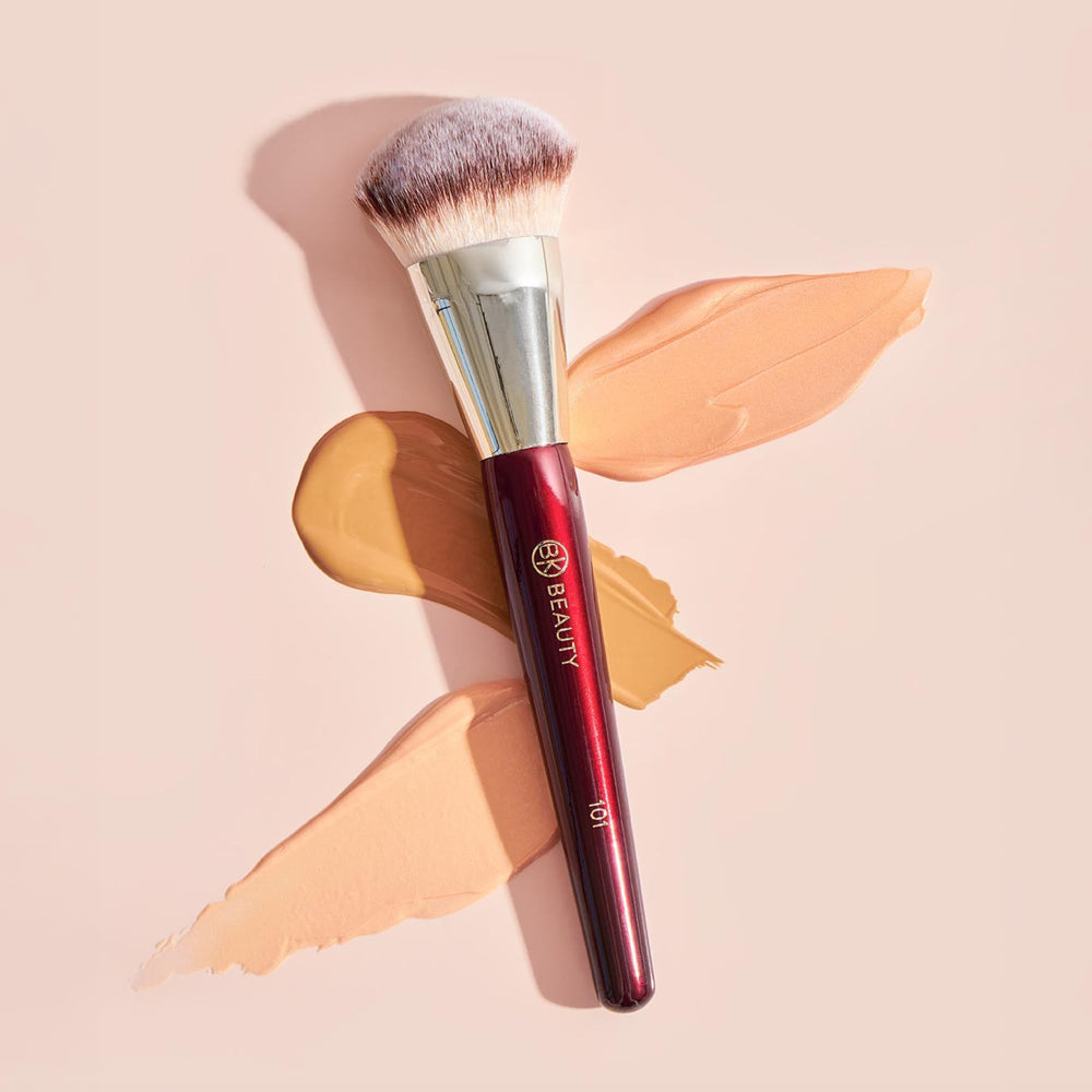 Pincel BK Beauty uso para líquidos y cremas, fácil limpieza