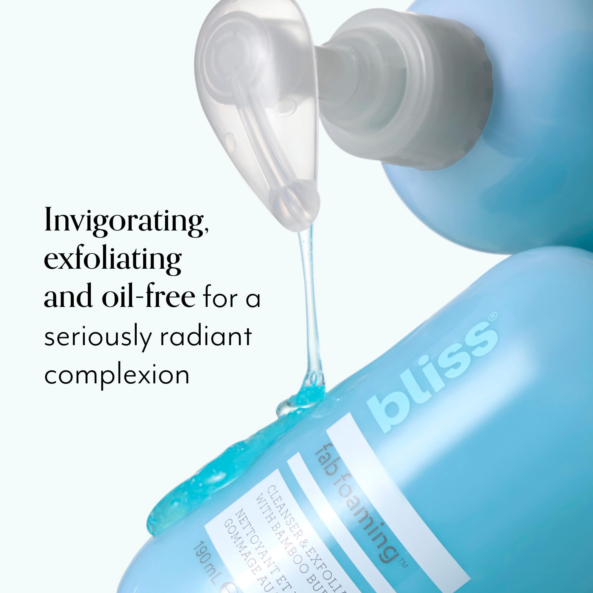 Bliss Fab Foaming: camomila y calendula inglesa calman la piel durante el uso.