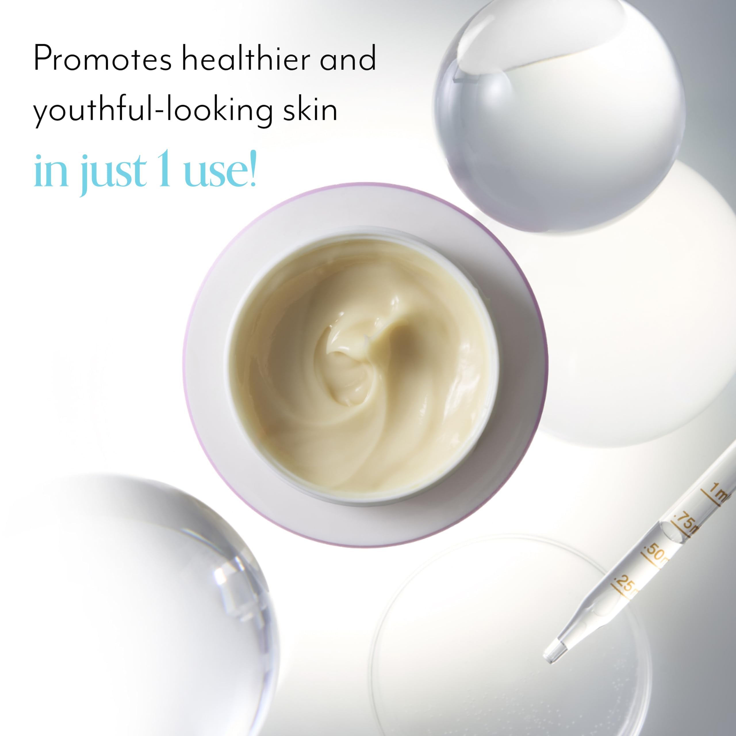 Bliss Retinol aplicación diaria con los dedos para absorción uniforme.