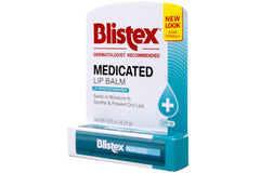 Blistex bálsamo medicado ofrece hidratación prolongada para labios secos.