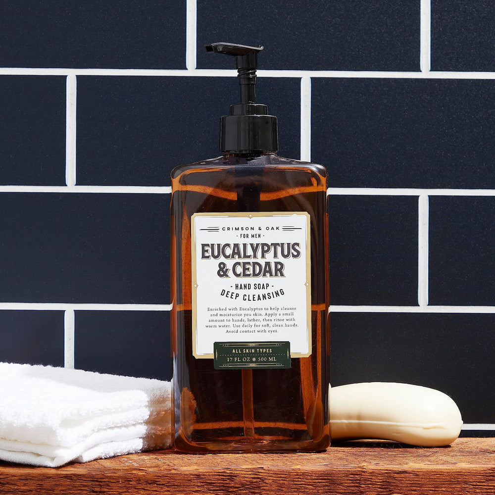 Body Prescriptions Crimson & Oak, escena de baño para higiene diaria.