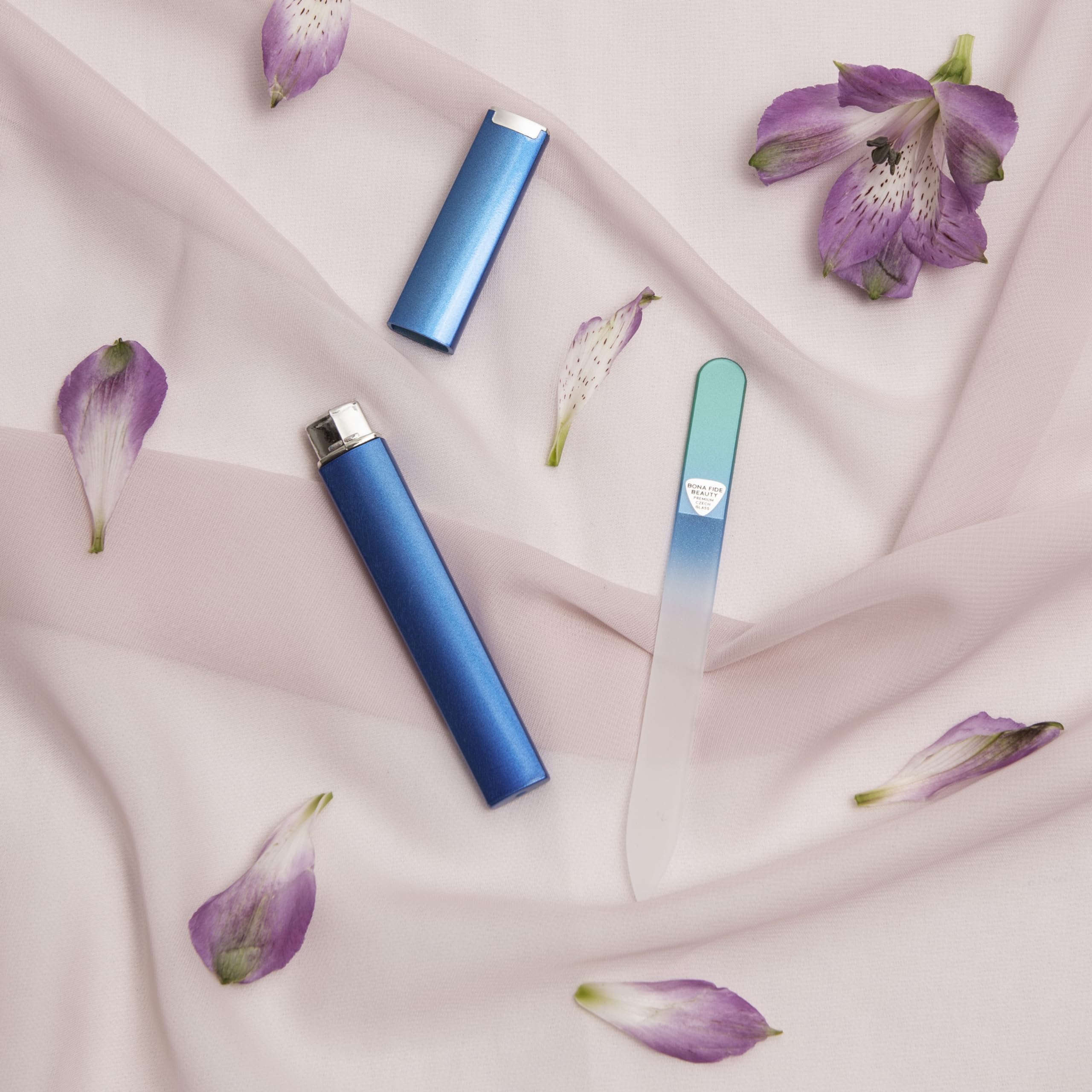 Lima Bona Fide Beauty con estuche, regalo perfecto para dama.