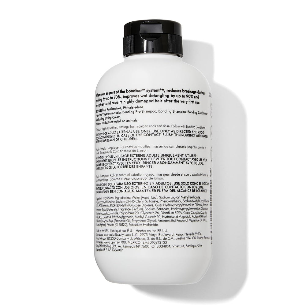 Graphic highlighting SLS/SLES-free and phthalate-free formula