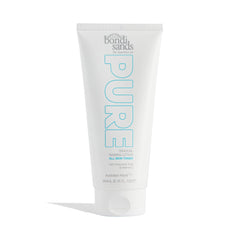 Bondi Sands PURE, botella bronceadora gradual para color natural progresivo.