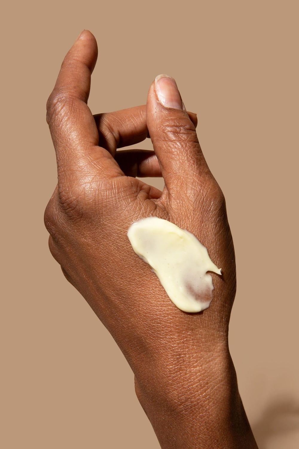 BOOM! de Cindy Joseph Boomsilk, aplicación en rostro para piel seca.