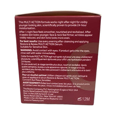 Pot ouverts de Boots No7 Restore and Renew Night Cream près d’un miroir