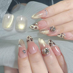 Born Pretty Esmalte gel magnético dorado con microglitter para un acabado glam