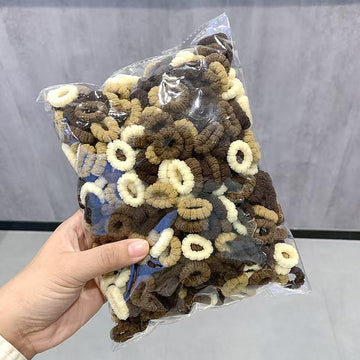 Regalo práctico con Borsicge: ligas coloridas para niñas.