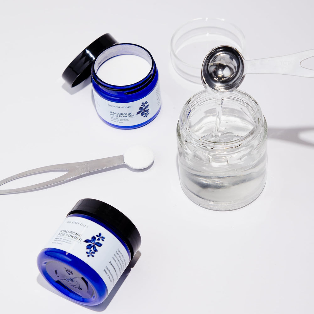 Bos Essentials aplicación suave de serum para piel nutrida.
