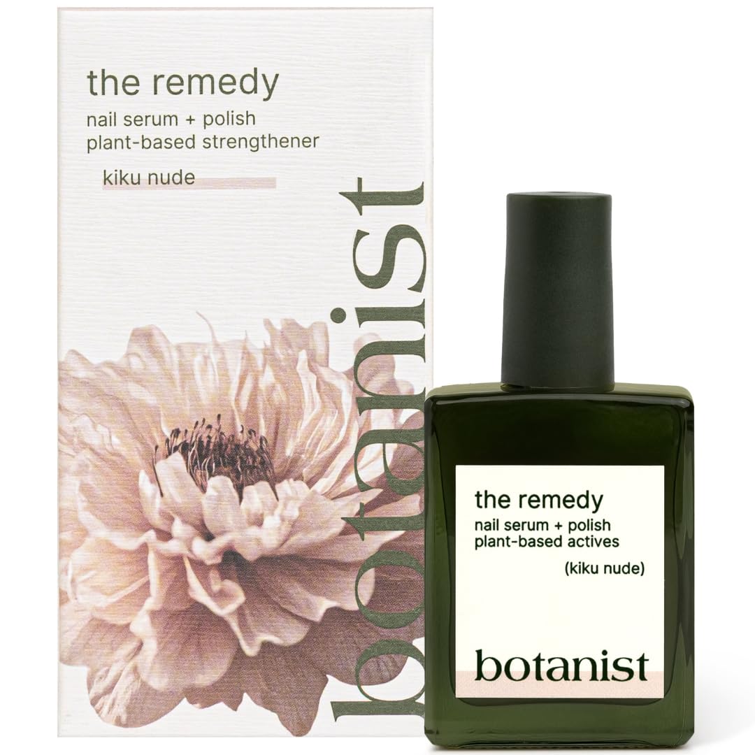 Botanist Nails Remedy: bote de esmalte para un acabado nude suave y protector.