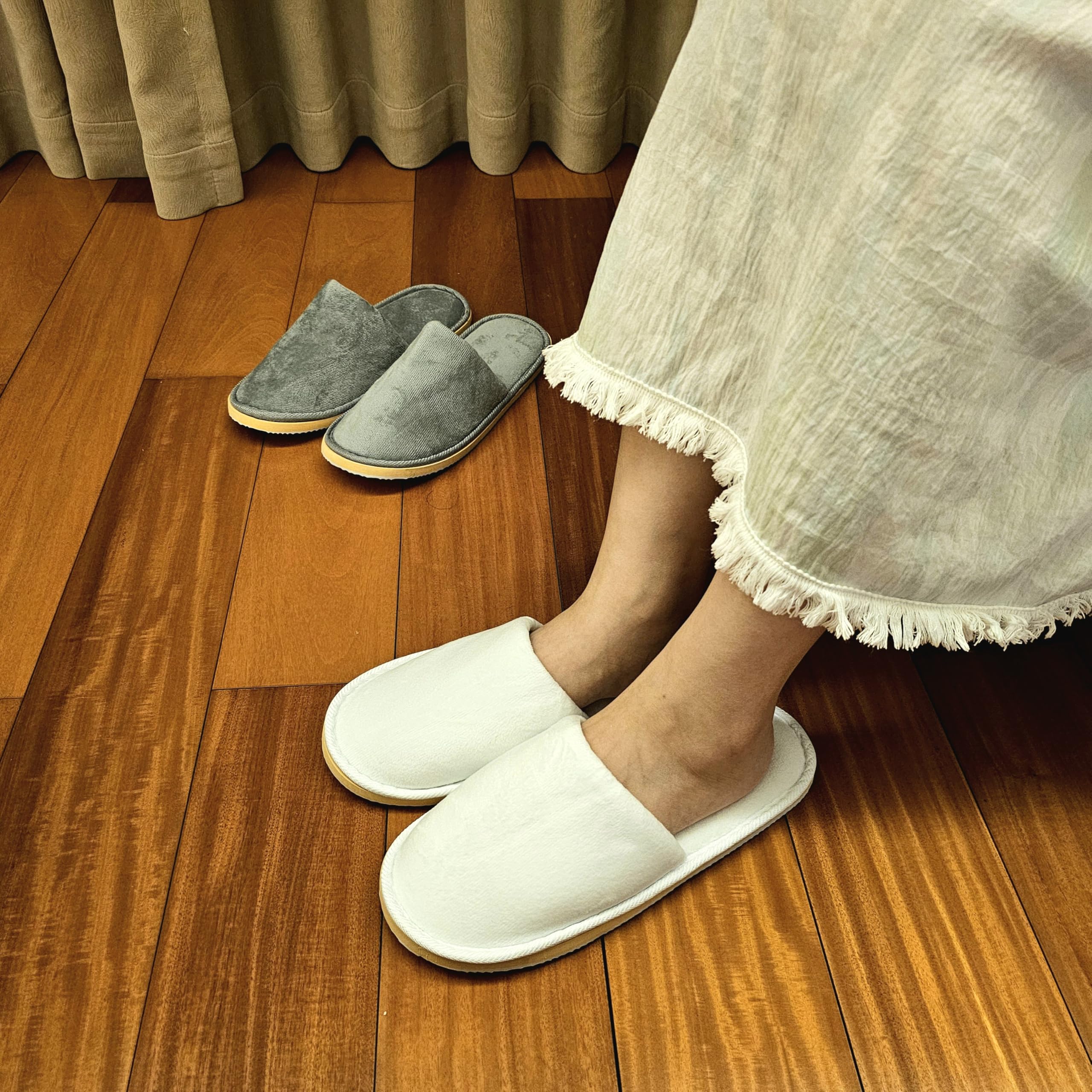 BoxSkivra zapatillas para hoteles y eventos, uso práctico y versátil.