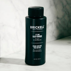 Brickell cabello con volumen y acabado mate gracias al polvo texturizante
