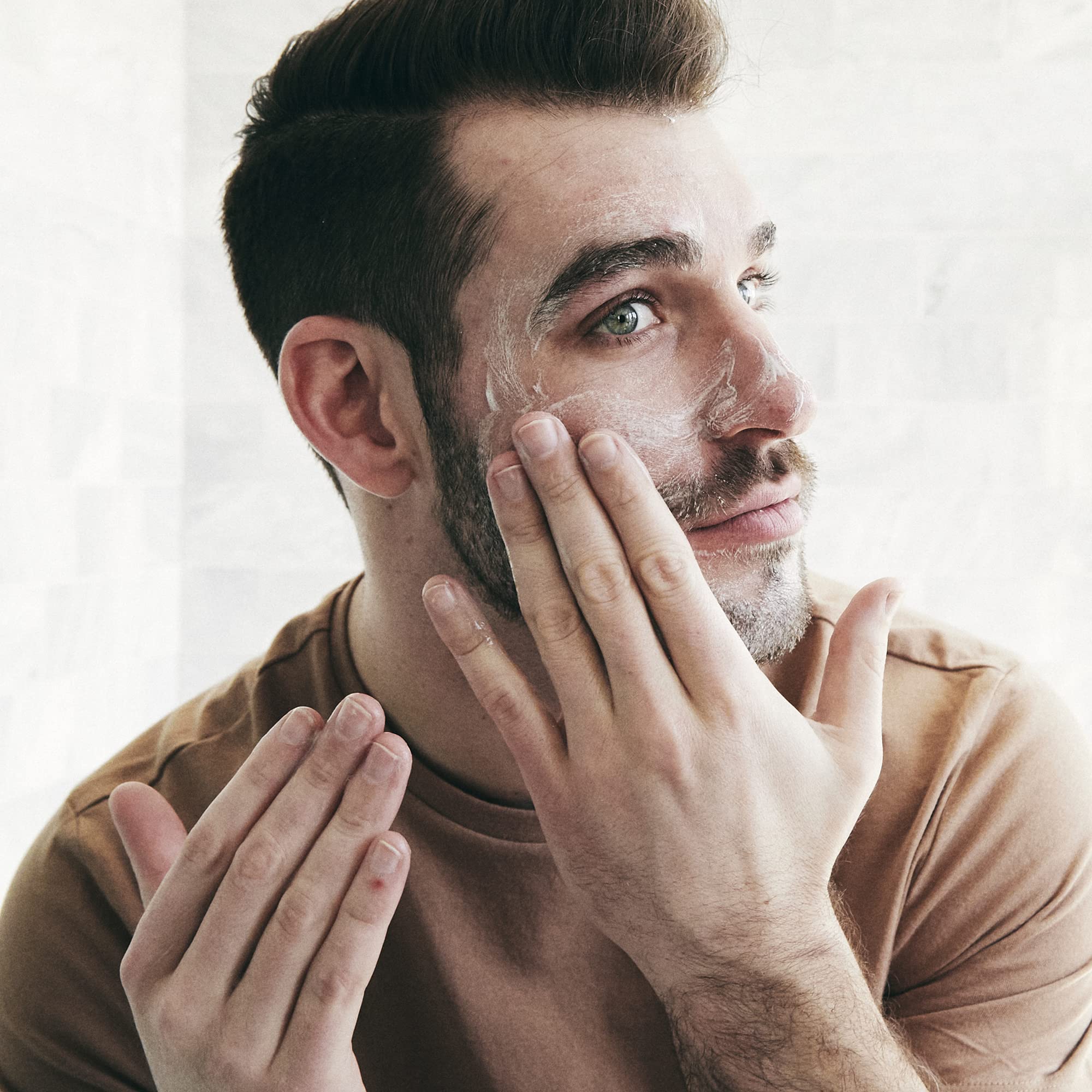 Brickell Daily Essential Face Moisturizer, Aloe y jojoba para hidratación suave