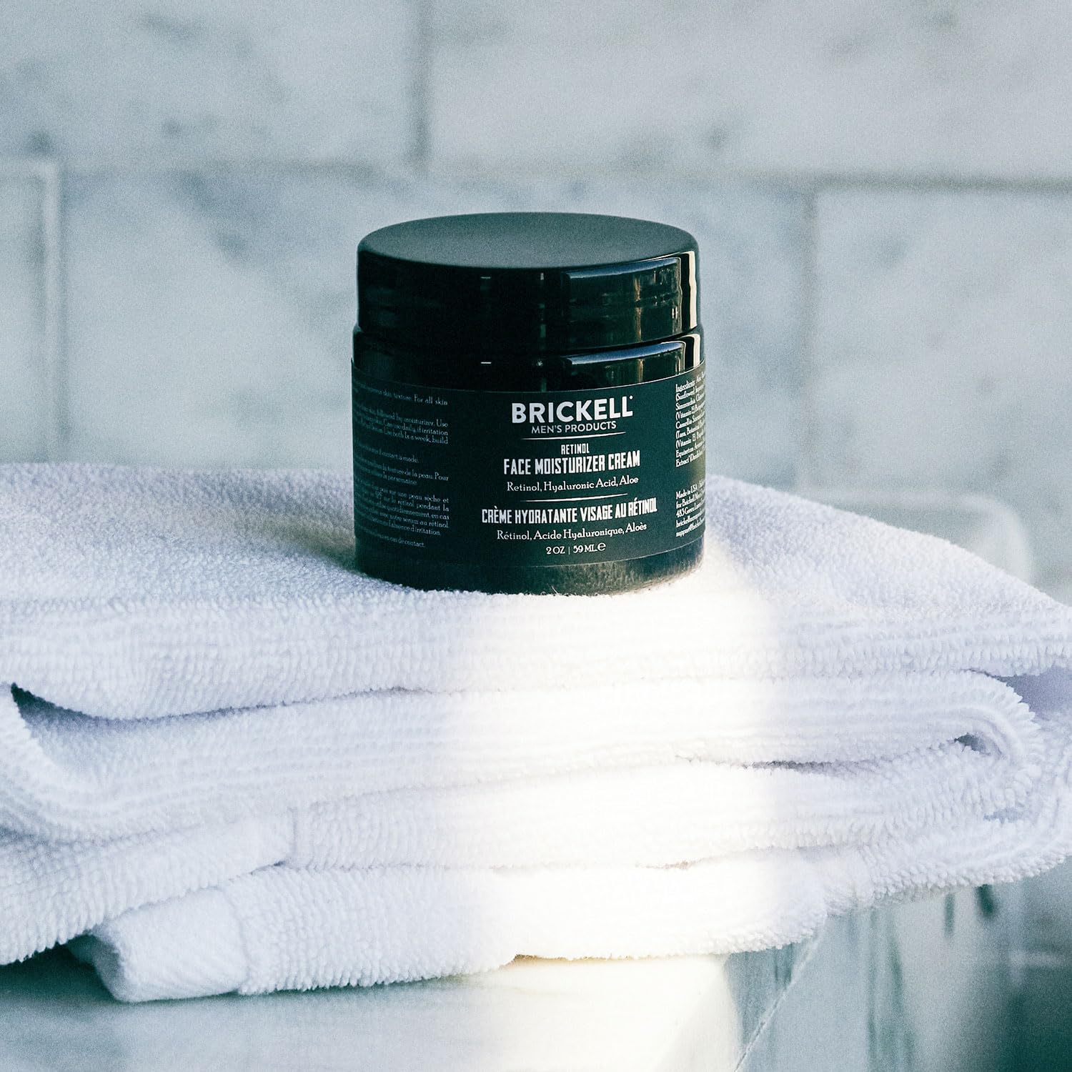 Ingredientes naturales y orgánicos en Brickell Retinol para hombres