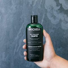 Brickell Shampoing Ingrédients Aloe et Vitamine E, hydratation durable pour cheveux souples.