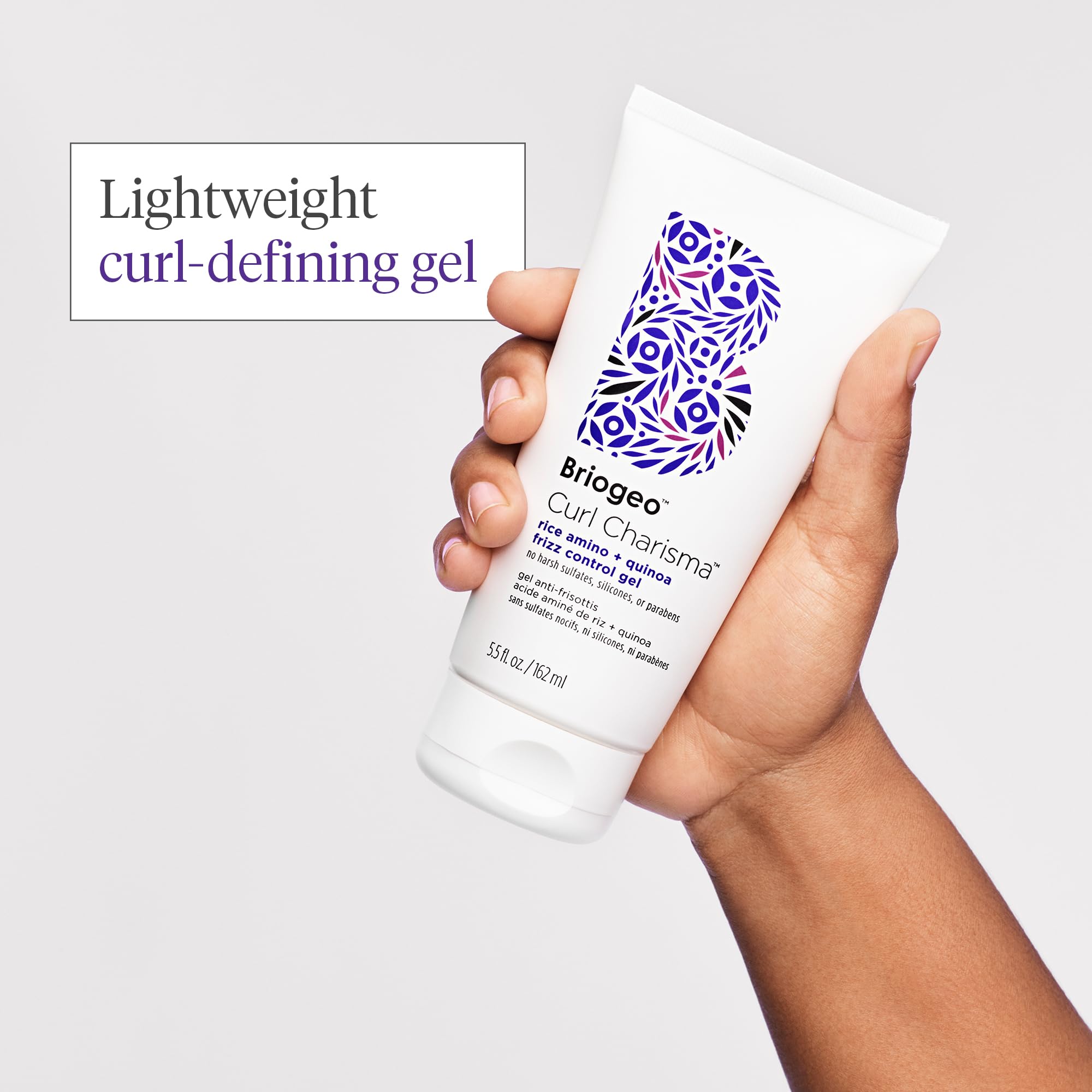 Control del frizz en Briogeo Curl Charisma ante la humedad ambiental.