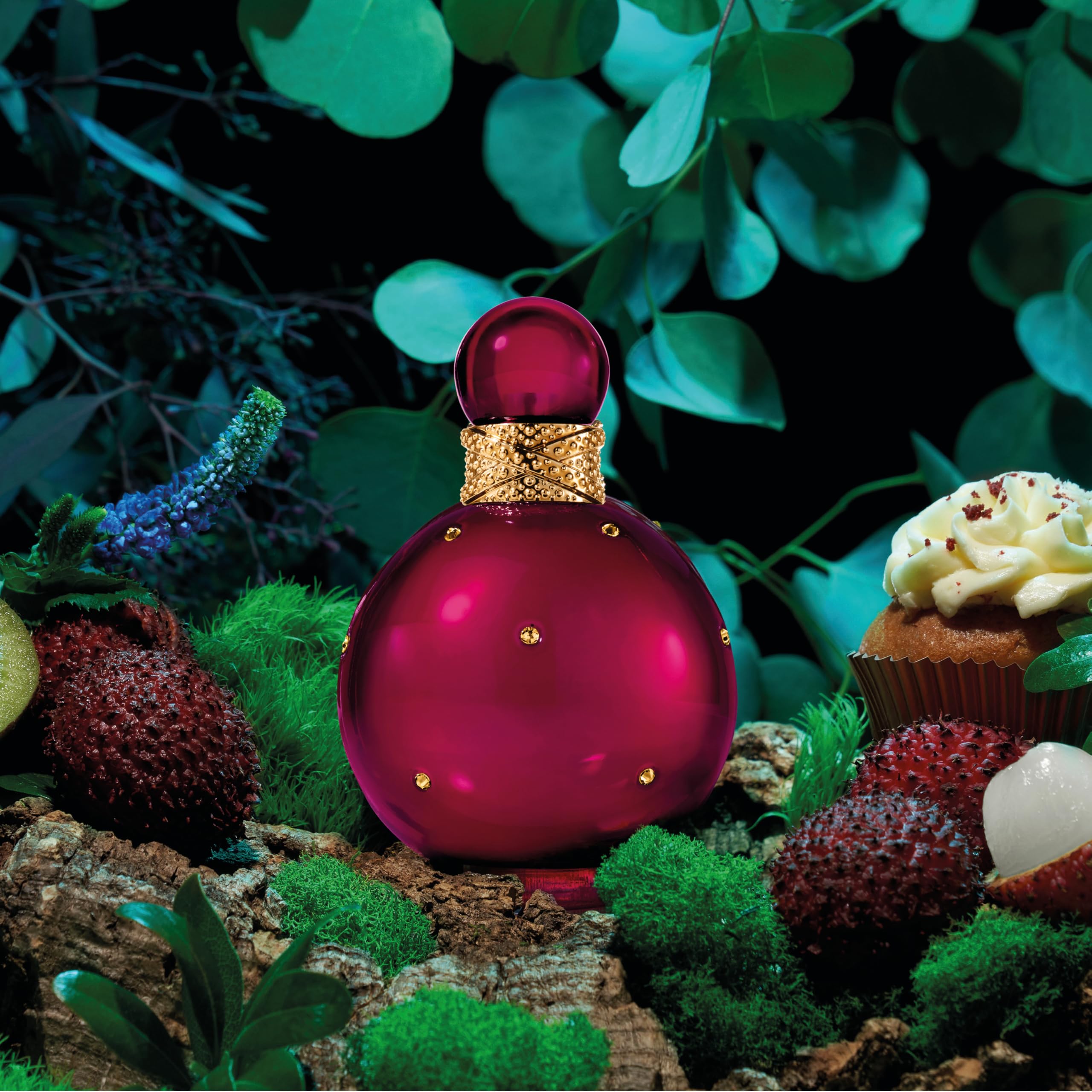 Britney Spears Fantasy Intense - notas frutales; aroma delicioso que conquista desde la primera aplicación.