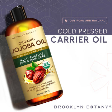 Brooklyn Botany Jojoba Oil, textura ligera y absorción rápida.