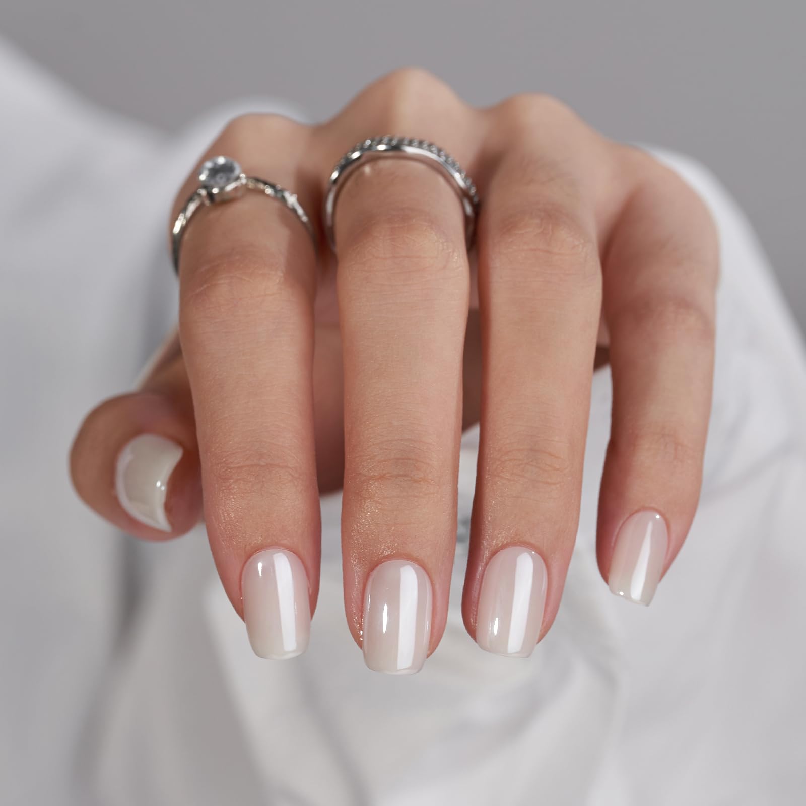 BTArtbox uñas postizas cortas blanco soft gel, aspecto natural para uso diario.