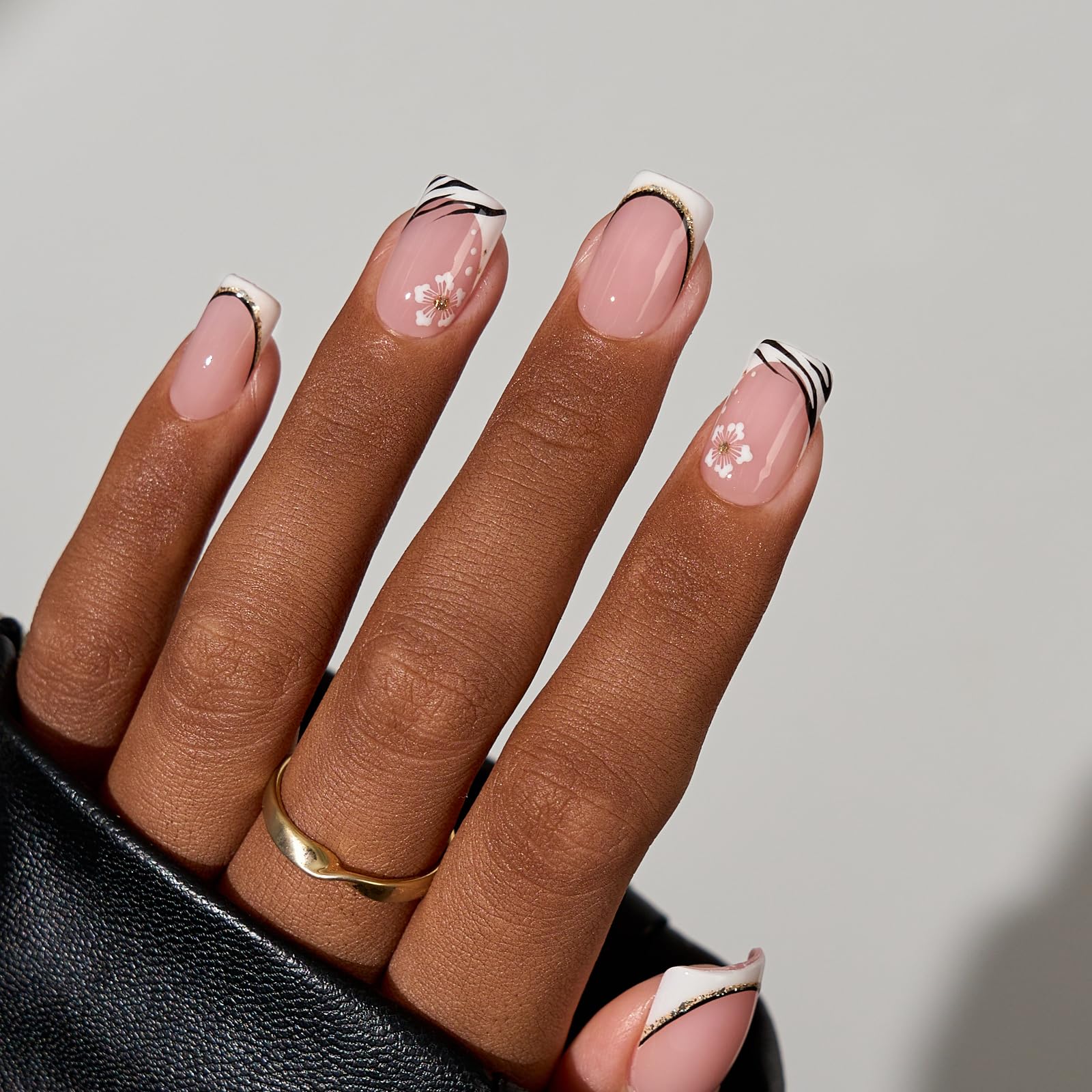 BTArtboxnails XCOATTIPS, capa base preaplicada para manicura limpia