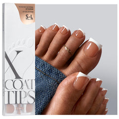 BTArtboxNails XCOATTIPS: uñas de pie cuadradas marrones para un acabado elegante.