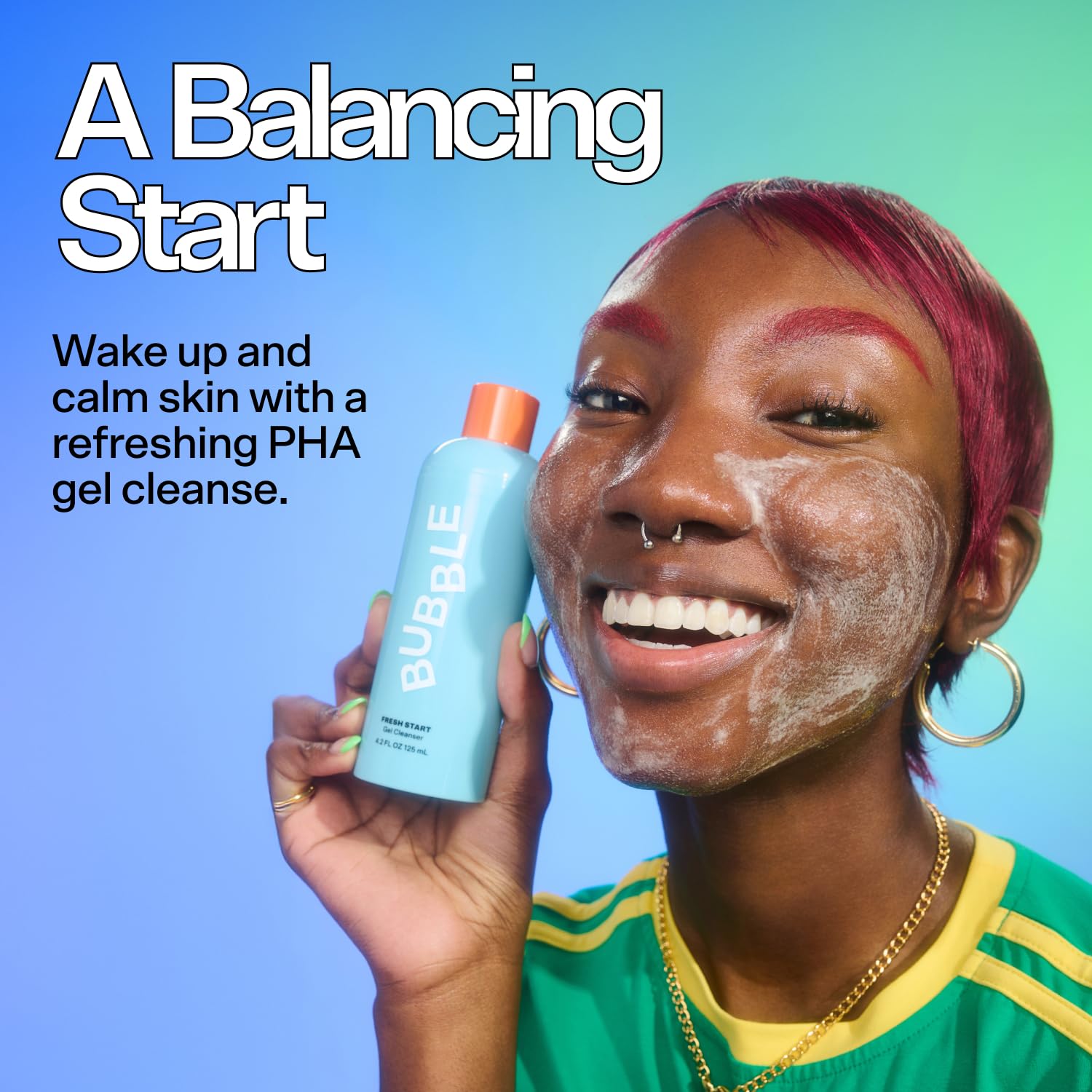 Bubble Skincare Fresh Start Gel Cleanser textura gel en contacto con la piel para exfoliar suavemente.